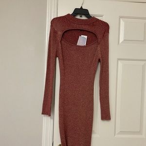 Cut Out Keyhole Long Sleeve Sweater High Neck, Party Midi Dress in Red/Gold